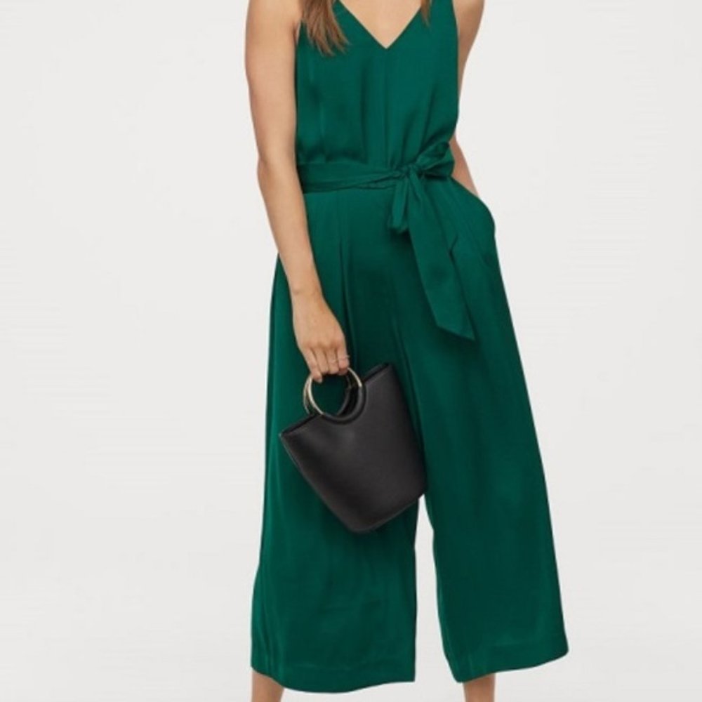 H & M Emerald Green Sleeveless Jumpsuit Size 8